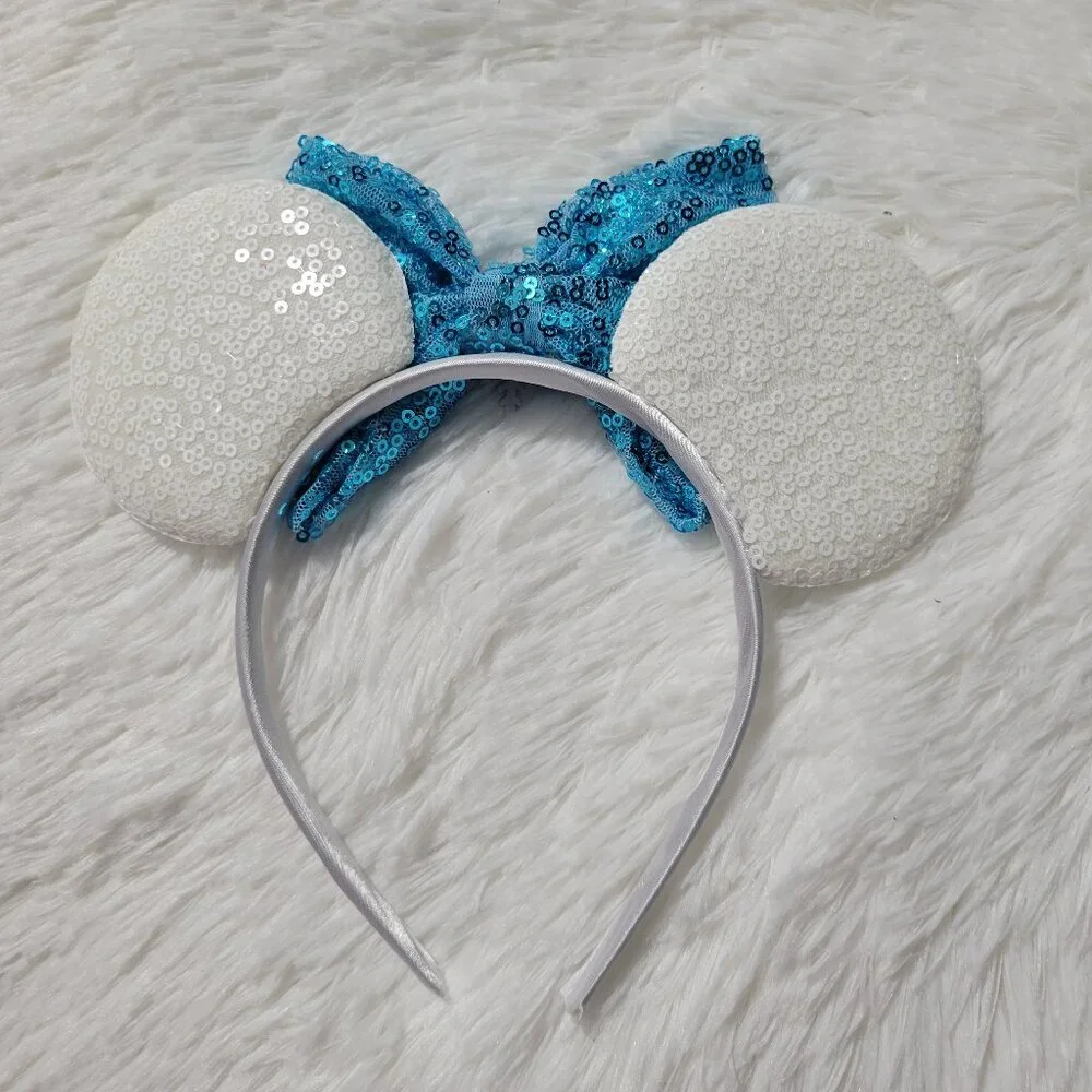 Frozen Snowflake Minnie Mouse Ears